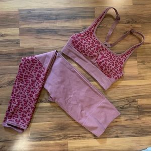 Fabletics Symmetry 2-Piece Outfit